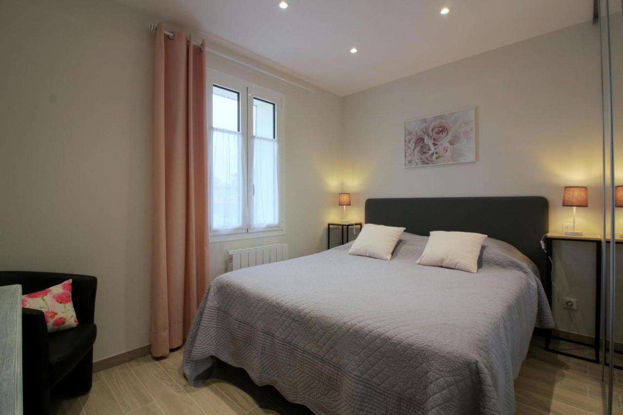 Bed and Breakfast Les Raisins du Bonheur à Puisseguin Extérieur photo